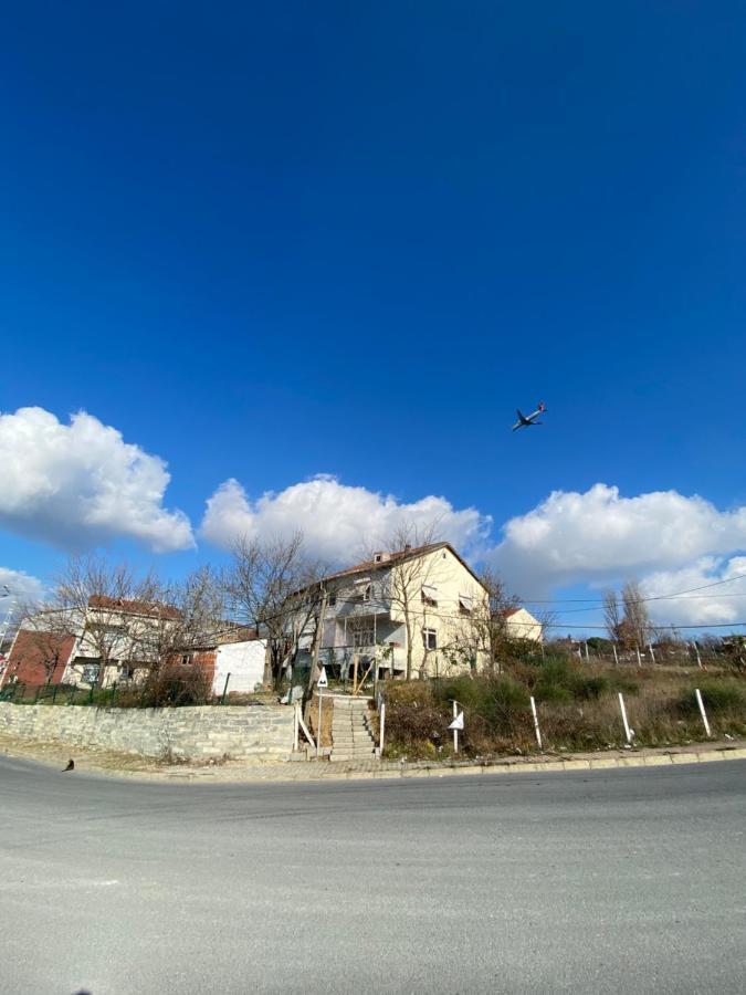 Triplex House Near The Airport Apartment Arnavutkoy Luaran gambar
