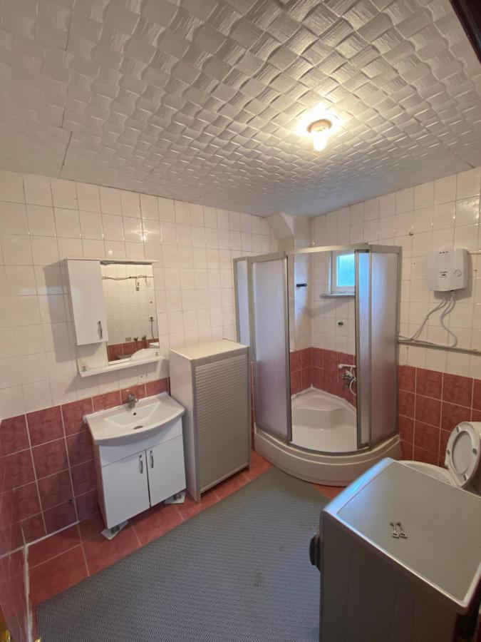 Triplex House Near The Airport Apartment Arnavutkoy Luaran gambar